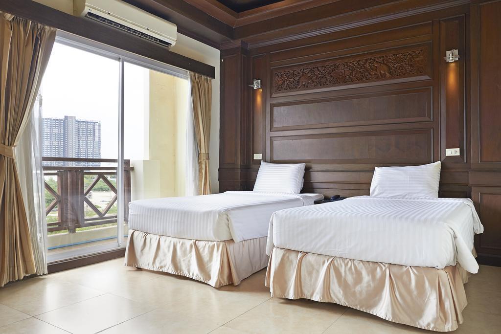 D Varee Xpress Hillside Hua Hin Ча-Ам Экстерьер фото