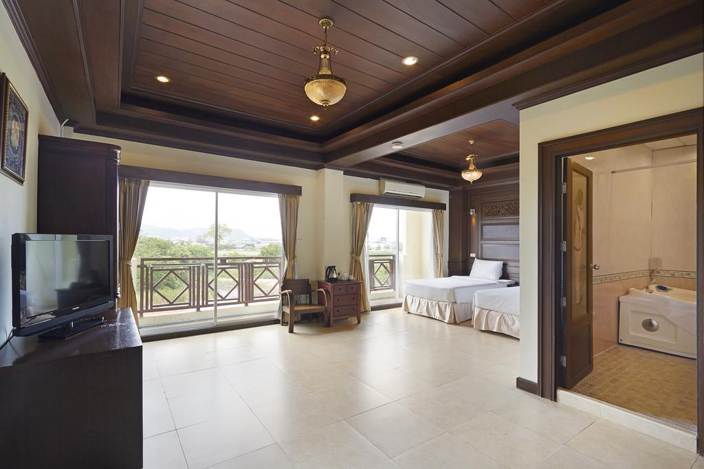 D Varee Xpress Hillside Hua Hin Ча-Ам Экстерьер фото